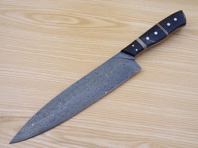 HKC-1018