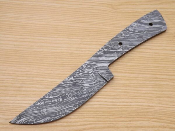 HKC-1023